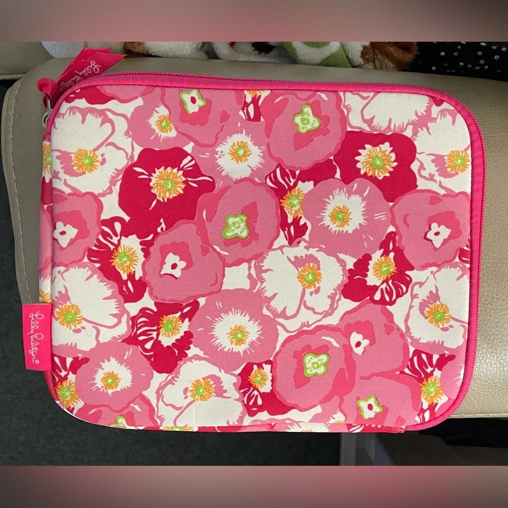 Lilly Pulitzer Neoprene Soft Case/Sleeve Bag - Great for Protecting Technology